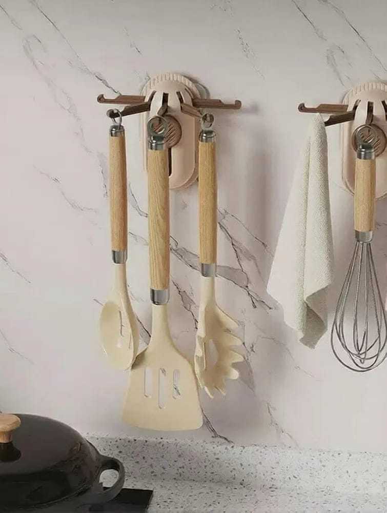 5-Claw Retractable Wall Hook – Smart & Space-Saving Storage
